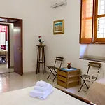 Il Cortile Della Giara Nyaraló