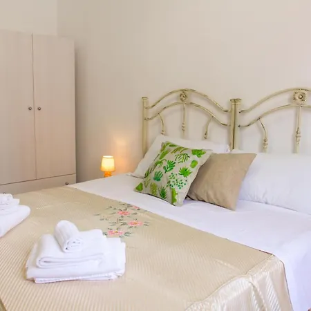 Il Cortile Della Giara Feriehus