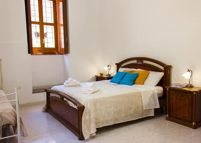 Il Cortile Della Giara *